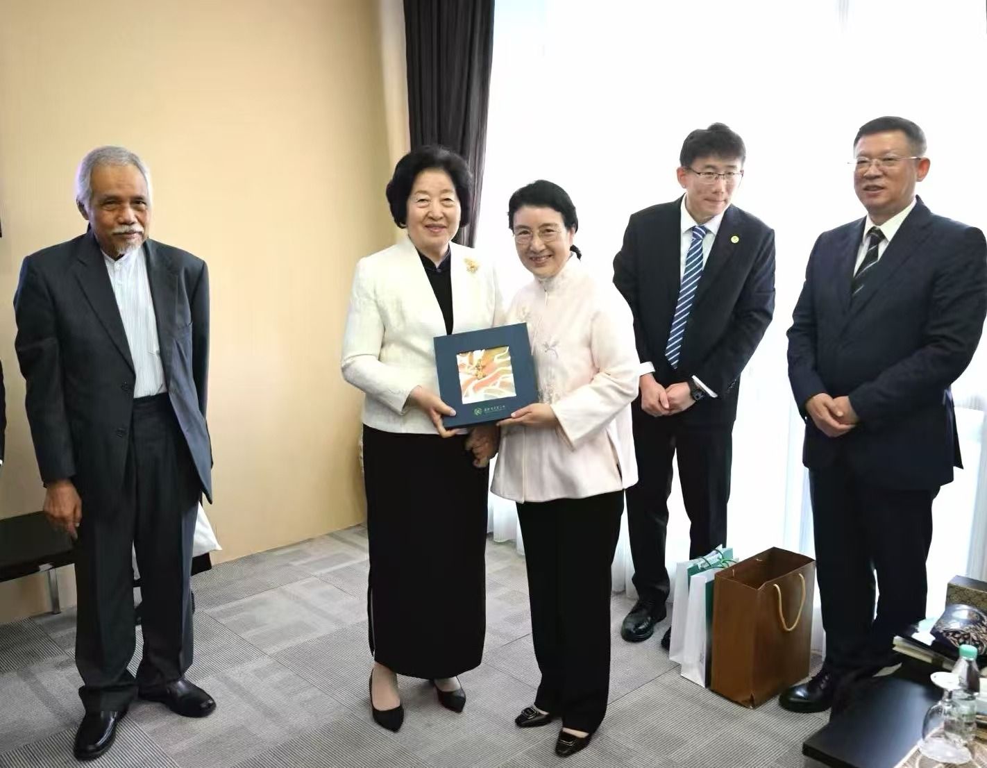 william威廉中文官网